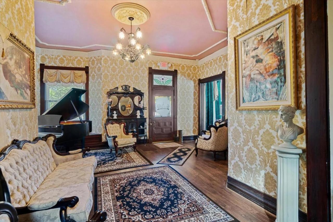 Bonham Four Winds Victorian Venue & Suites מראה חיצוני תמונה